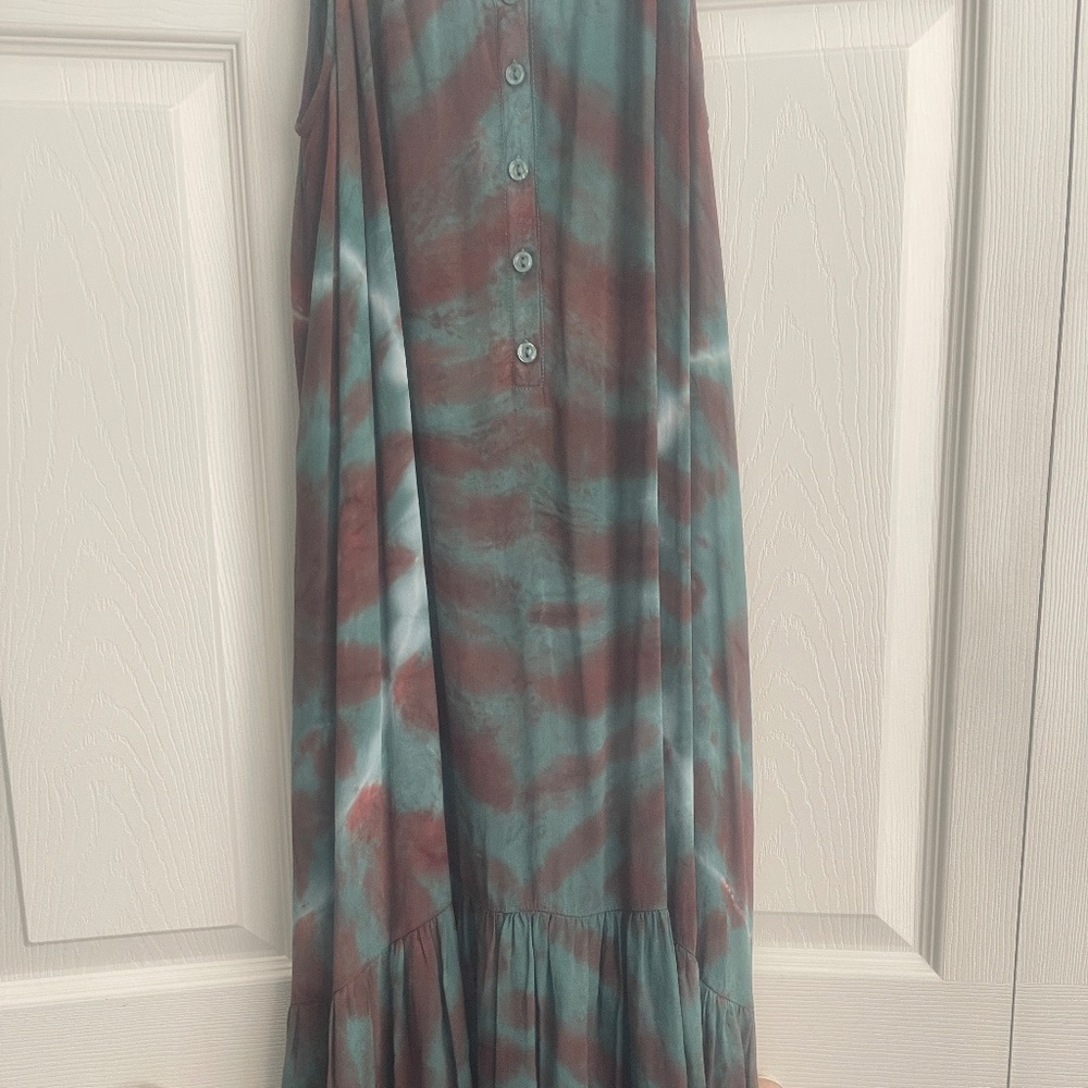 Young Fabulous & Broke Teal and Brown Tie-Dye Maxi Dress - Picture 12 of 16